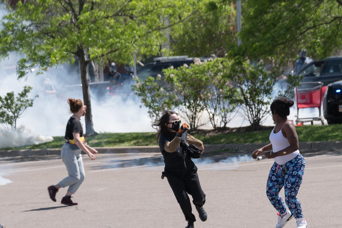 INSTITUTE INDEX Police Use Tear Gas Banned From War On Protesters At   Tear Gas Stpaul Lorie Shaull 